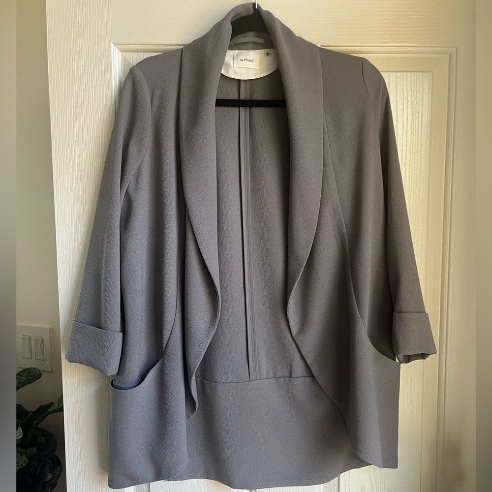 ARITZIA Wilfred Chevalier Blazer Taupe Grey Size 6 Like New